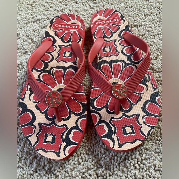 Coach Flip Flops - Picture 1 of 4